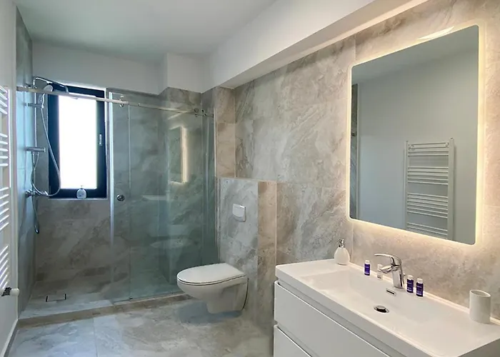 Apartment Ada Luxury 57 *